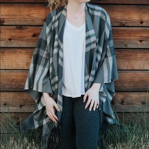 Siizu wrap/ shawl/ scarf.